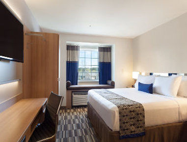 Microtel Inn & Suites By Wyndham Philadelphia Airport Ridley Park Экстерьер фото